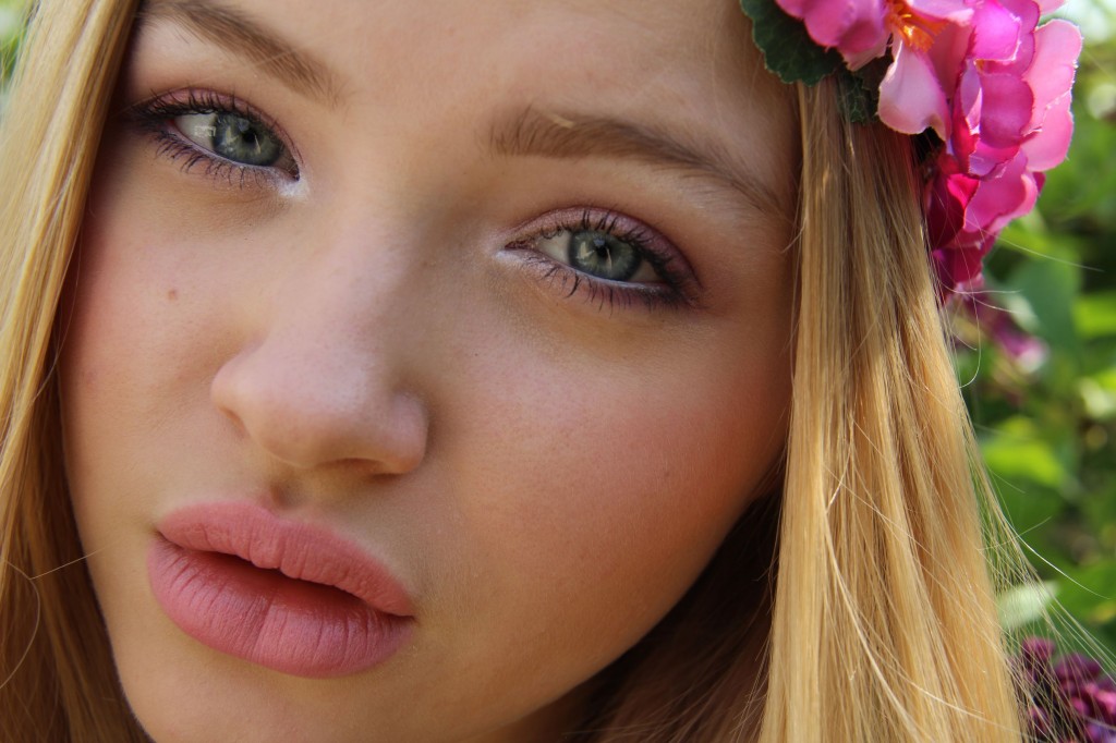 H&M Make up: Classic & à la Flower Girl