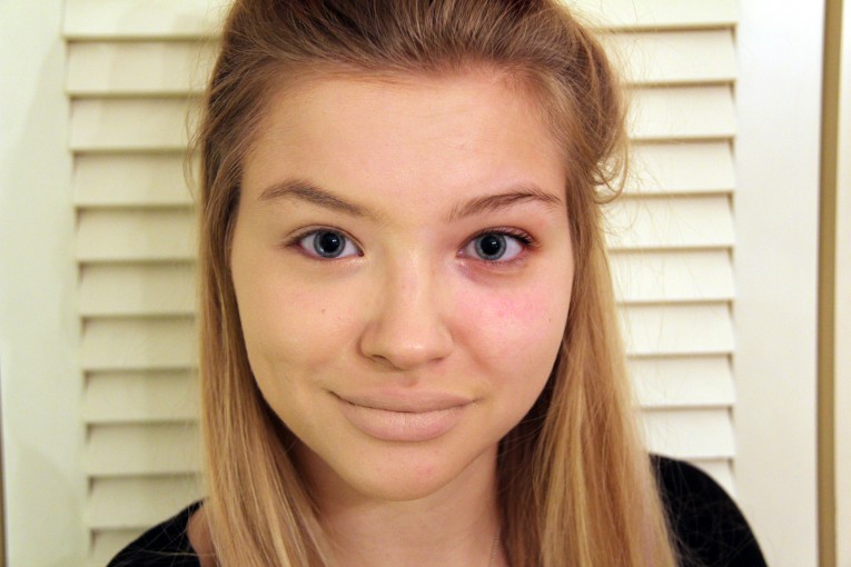 Creepy Doll Makeup Tutorial