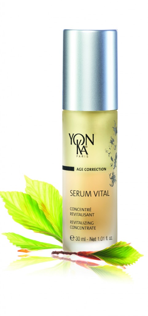 Yon-Ka_Age Correction_Serum Vital_mit_Pflanze